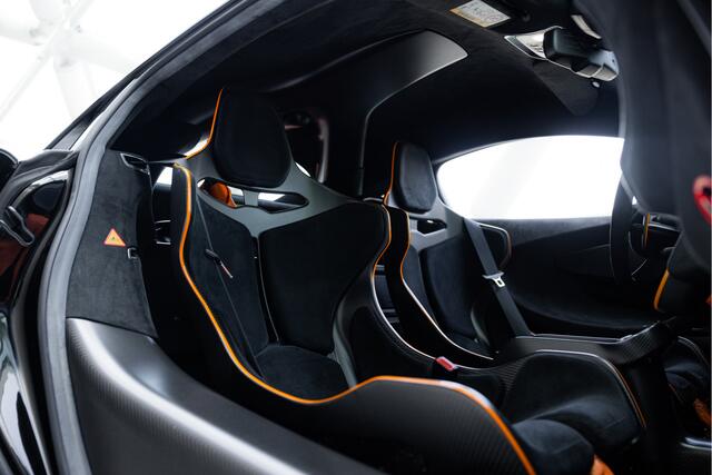 Mclaren 620R 3.8 V8 | R-Pack | Roofscoop | Carbon | Custom | 1/225 |