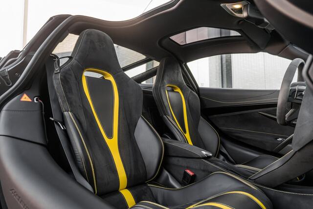 Mclaren 720S 4.0 V8 Performance - Onyx Black - Carbon