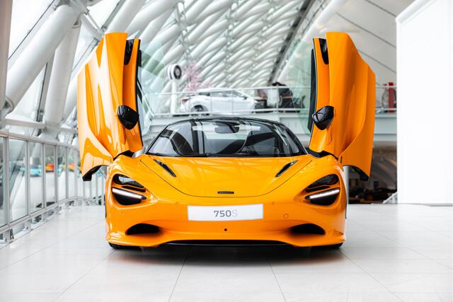 Mclaren 750S Spider 4.0 V8 | Papaya Spark | Electrochromic Roof |