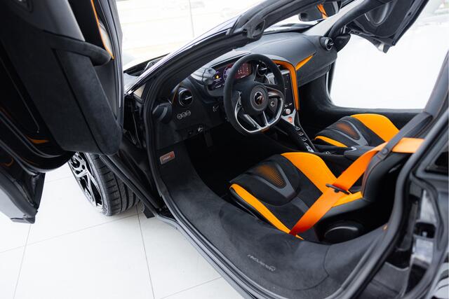 Mclaren 750S Spider 4.0 V8 | Electrochromic Roof | MY2027 | McLaren Orange |