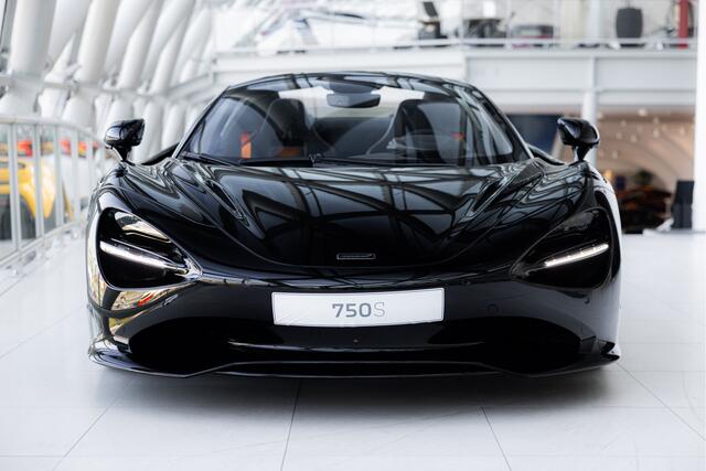 Mclaren 750S Spider 4.0 V8 | Electrochromic Roof | MY2027 | McLaren Orange |