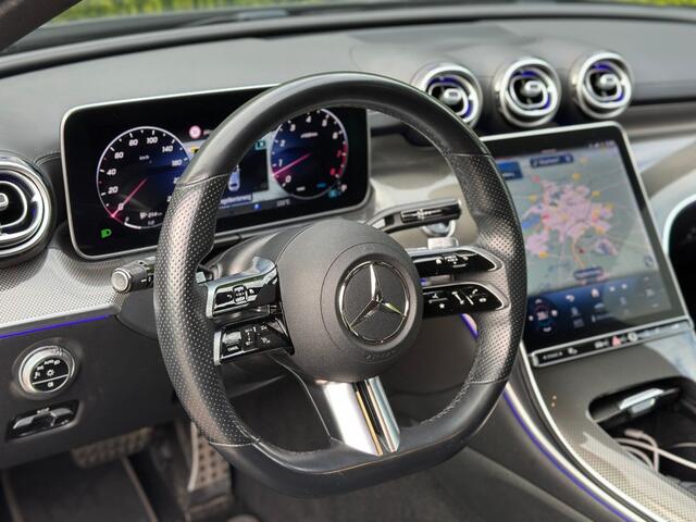 Mercedes-Benz 200 AMG Line / Elektrische Trekhaak / Adaptive Cruise Control / 360