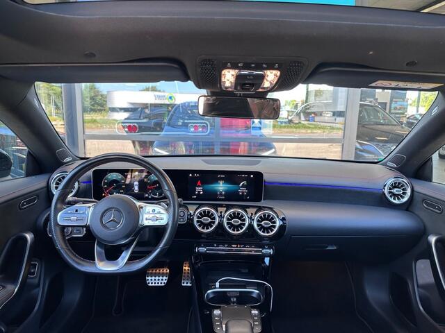 Mercedes-Benz 200 CLA 200 Premium Plus Perfect onderhouden'' Carplay - Pano - Ambition ''