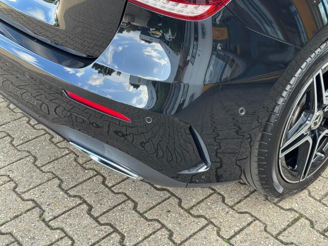 Mercedes-Benz 220 A-Klasse 220 Launch Edition - Navi - camera