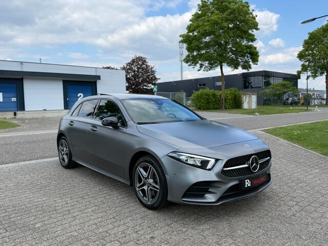 Mercedes-Benz 250 250e AMG Matgrijs Distronic Plus