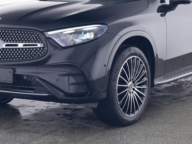 Mercedes-Benz 300 GLC- e 4MATIC AMG Plug-In Hybride | Edition AMG-Line | Burmester | Night Pakket | Alarm | Digitaal Koplampen | Panorama Schuif-Kanteldak | Distronic | Head-up Display | Inclusief 24 maanden MB Certified garantie voor Europa.