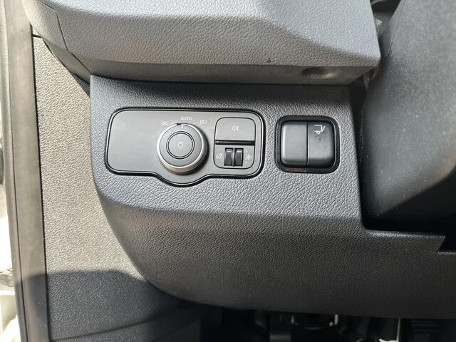 Mercedes-Benz 311 CDI Sprinter 2.2 MARGE BTW / BPM VRIJ!! Bakwagen 750kg laadklep zijdeur Airco cruise controle Telefoonverbinding Navigatiesysteem Apple carplay Camera 2-Persoons bakwagen verhuiswagen Meubelbak euro 6