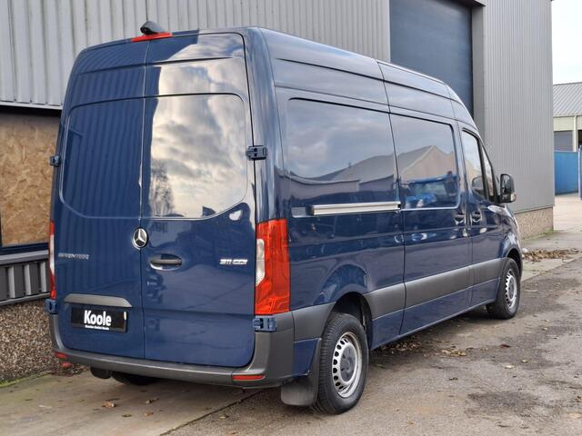 Mercedes-Benz 311 CDI Sprinter GB L2 FWD Functional 3.5T 311 CDI L2H2 / AIRCO / CAMERA / 3 ZITS / DEALER ONDERHOUDEN