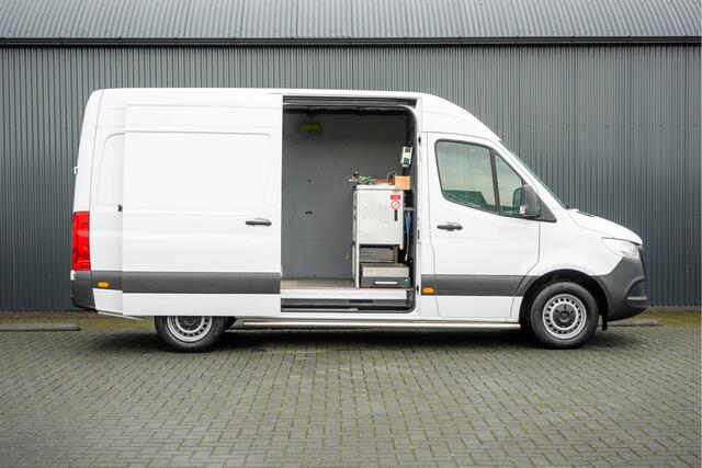 Mercedes-Benz 311 CDI Sprinter L2H2 | Volledig Ingericht | Mbux | Camera | Navi | Climatronic