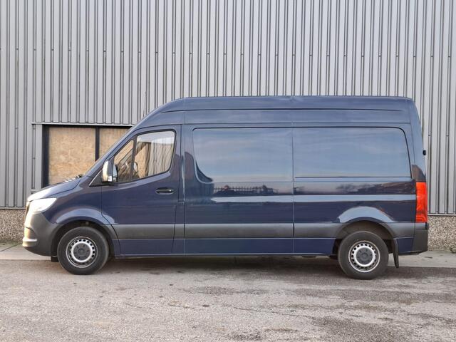 Mercedes-Benz 311 CDI Sprinter 2.2 L2H2 / AIRCO / CAMERA / 3 ZITS / DEALER ONDERHOUDEN / NAVI