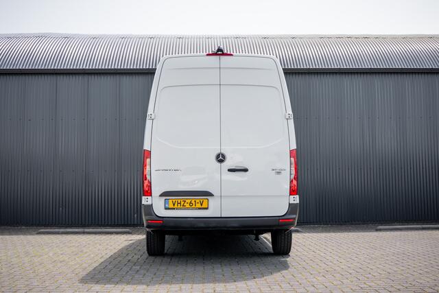Mercedes-Benz 311 CDI Sprinter L2H2 | Volledig Ingericht | Mbux | Camera | Navi | Climatronic