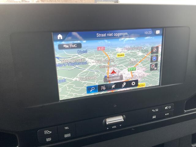 Mercedes-Benz 311 CDI Sprinter 1.9 L2H2 Automaat Airco Cruise Navi Camera 3 Zits Trekhaak 2000 kg & Opstap Euro 6