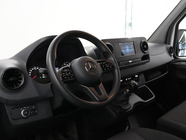 Mercedes-Benz 311 CDI Sprinter | FWD | L2 H2 | Pro | Parkeercamera | Airco | Cruise Control | 3-zits | FWD | Certified
