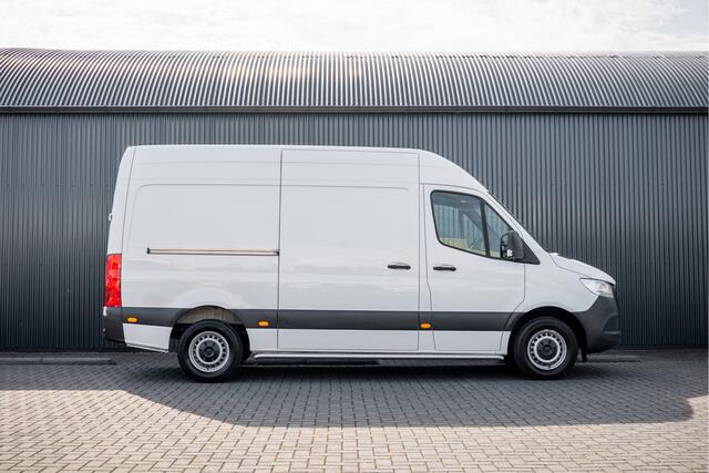 Mercedes-Benz 311 CDI Sprinter RWD L2H2 | Volledig Ingericht | Mbux | Camera | Climatronic