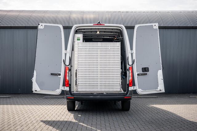 Mercedes-Benz 311 CDI Sprinter RWD L2H2 | Volledig Ingericht | Mbux | Camera | Climatronic