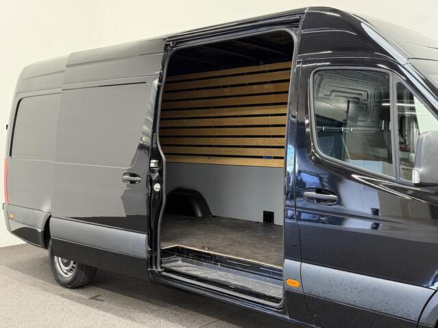 Mercedes-Benz 311 CDI Sprinter 1.9 L3H2 RWD Navigatie Apple carplay/android Airco Camera Trekhaak 3-zits