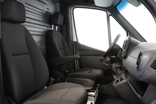 Mercedes-Benz 311 CDI Sprinter 2.2 L2H2 EURO 6 - A/C Climate - Camera - €16.900,- Excl.