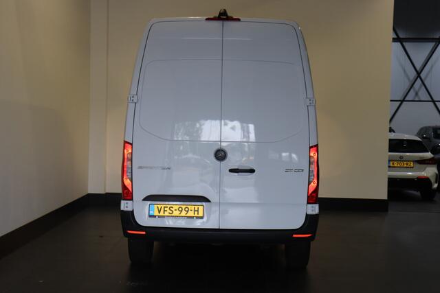 Mercedes-Benz 311 CDI Sprinter 2.2 L2H2 EURO 6 - A/C Climate - Camera - €16.900,- Excl.