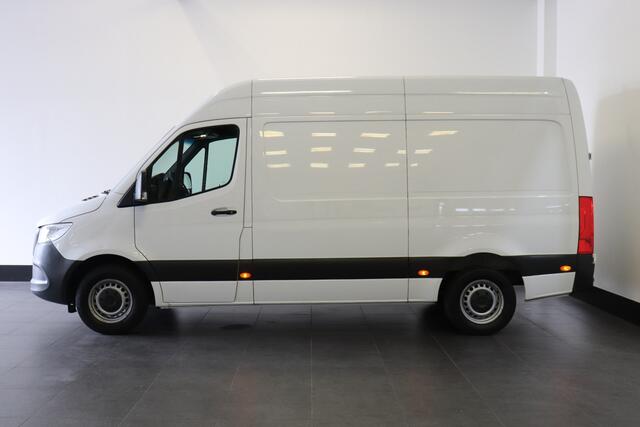 Mercedes-Benz 311 CDI Sprinter 2.2 L2H2 EURO 6 - A/C Climate - Camera - €16.900,- Excl.