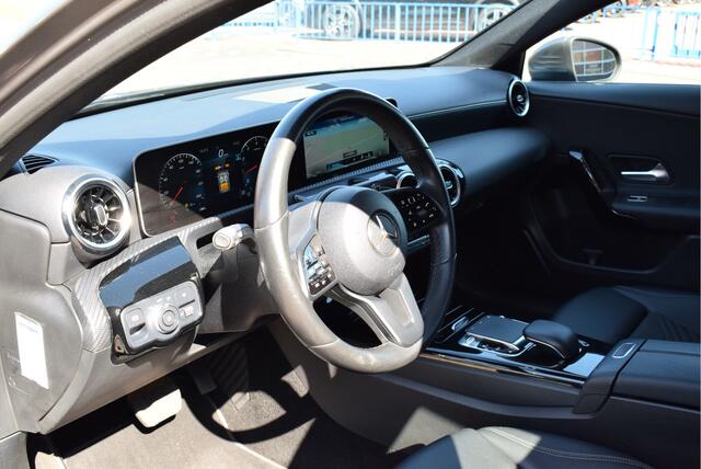 Mercedes-Benz A-KLASSE 200 Advantage Automaat Half-leer