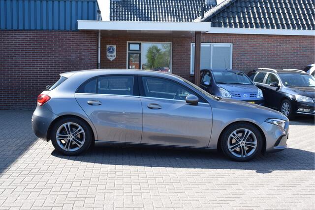 Mercedes-Benz A-KLASSE 200 Advantage Automaat Half-leer