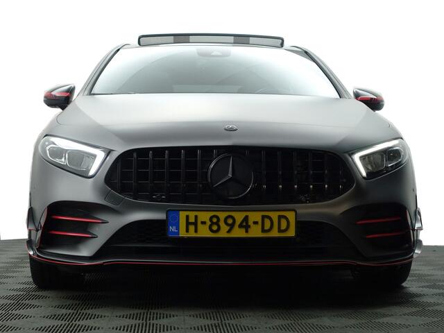 Mercedes-Benz A-KLASSE 180 AMG Street Style Edition - Panoramadak I Aero Package I Xenon Led I Alcantara Sport Interieur