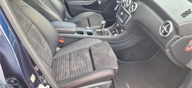 Mercedes-Benz A-KLASSE AMG uitvoering