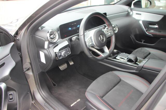 Mercedes-Benz A-KLASSE 250 Premium Plus