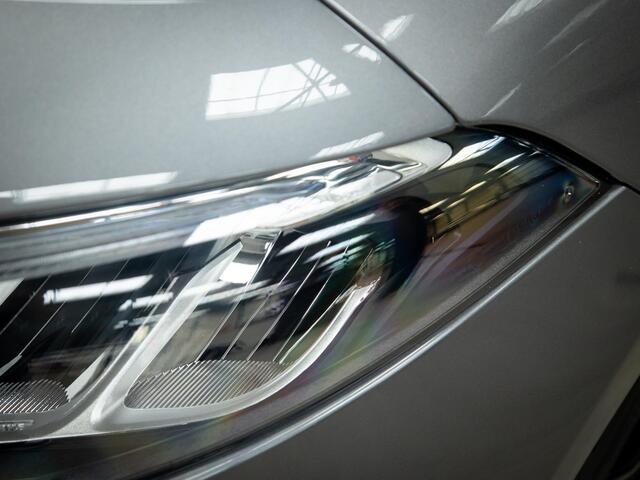 Mercedes-Benz A-KLASSE 180 AMG Line