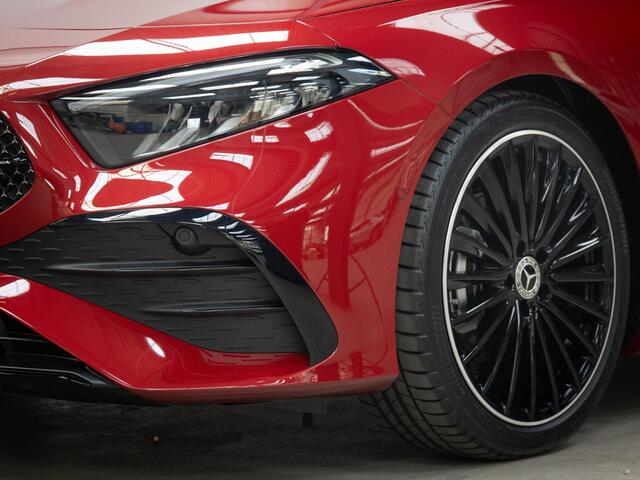 Mercedes-Benz A-KLASSE 180 AMG Line Panorama dak