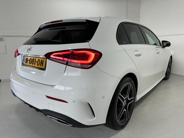 Mercedes-Benz A-KLASSE A180 AMG NIGHT ED. AUT. *NAP/Sfeerv/Cam/Stoelvw*