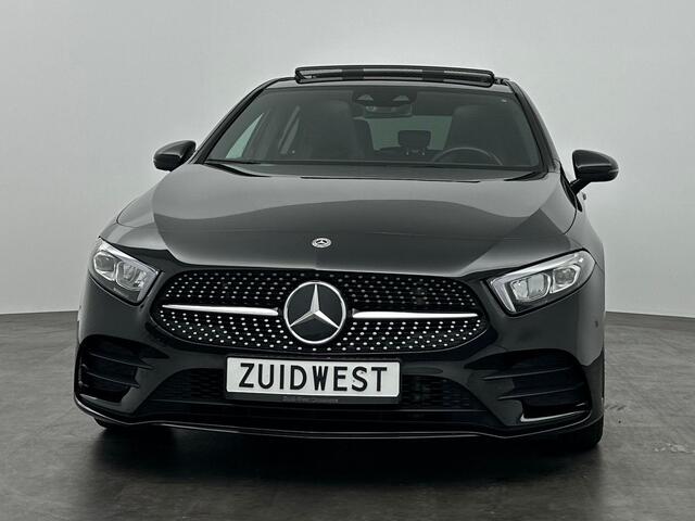 Mercedes-Benz A-KLASSE 250 Premium
