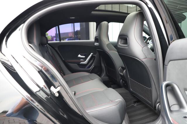 Mercedes-Benz A-KLASSE 250 e AMG Aut8 | 218PK | Pano | Sfeerverlichting | Stoelverw. | Keyles-go | Multi-beam | 2023.