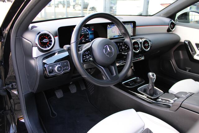 Mercedes-Benz A-KLASSE 160 Business Solution WIDESCREEN NAVI CAMERA