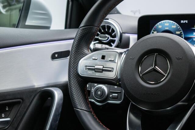 Mercedes-Benz A-KLASSE 250 e AMG Line