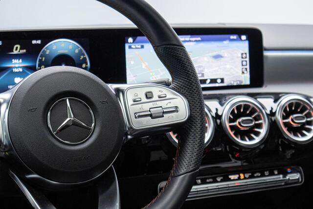 Mercedes-Benz A-KLASSE 250 e AMG Line