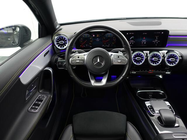 Mercedes-Benz A-KLASSE 250 AMG Yellow Art Aut- Panoramadak, Burmester Audio, Sfeerverlichting, Xenon Led, Stoelverwarming