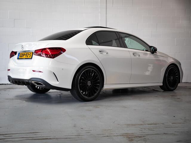 Mercedes-Benz A-KLASSE 180 AMG Line