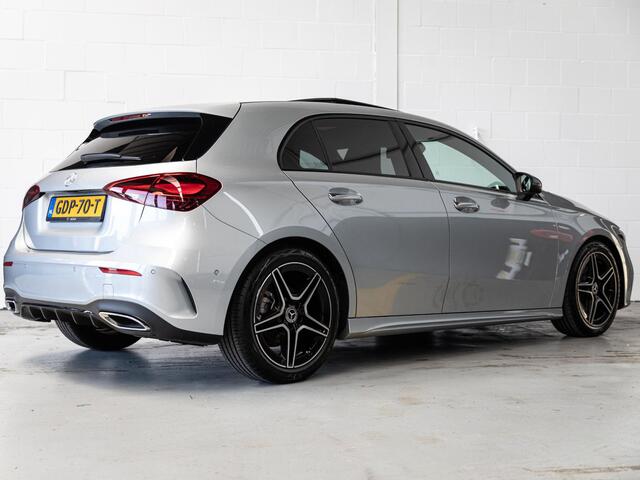 Mercedes-Benz A-KLASSE 180 AMG Line Panorama dak