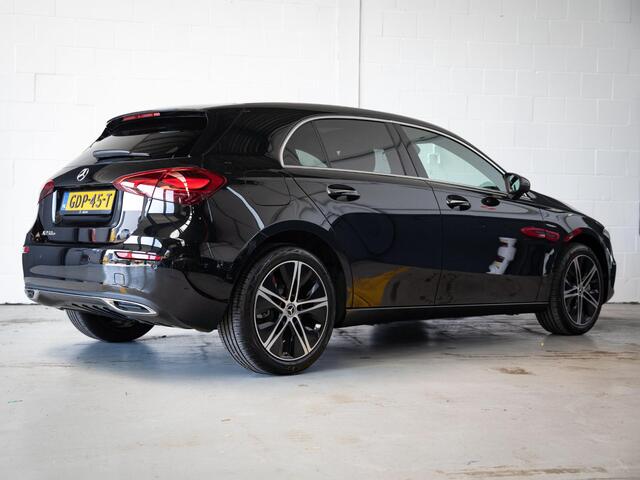 Mercedes-Benz A-KLASSE 250 e Star Edition Luxury Line Panorama dak
