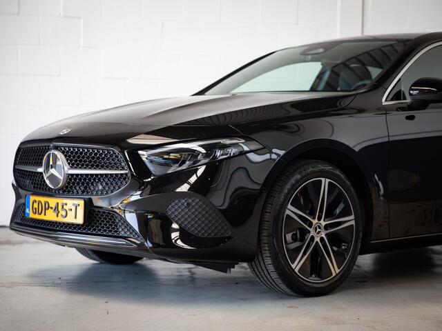 Mercedes-Benz A-KLASSE 250 e Star Edition Luxury Line Panorama dak
