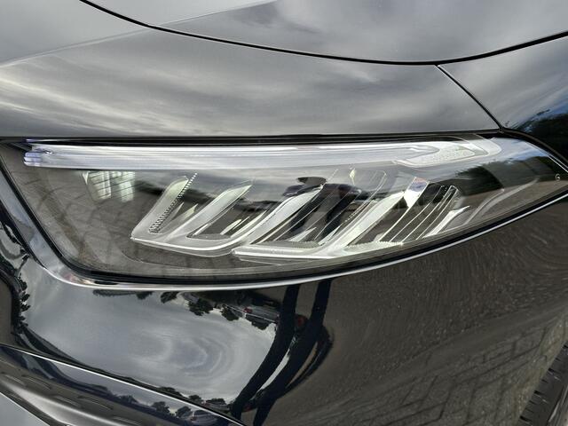 Mercedes-Benz A-KLASSE 200 AMG Line Facelift sfeerverlichting|Distronic