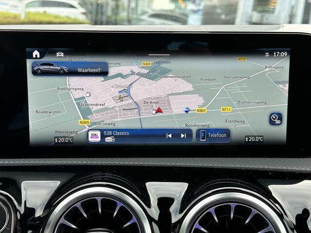 Mercedes-Benz A-KLASSE 200 AMG Line Facelift sfeerverlichting|Distronic