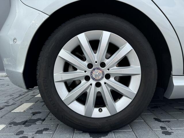 Mercedes-Benz A-KLASSE 180 d Lease Edition Plus | Nieuw binnen | Airco | Cruise control | Boekjes + 2 sleutels |