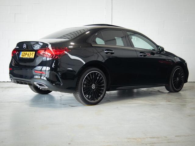 Mercedes-Benz A-KLASSE 250 e AMG Line Premium PLUS | Panorama dak