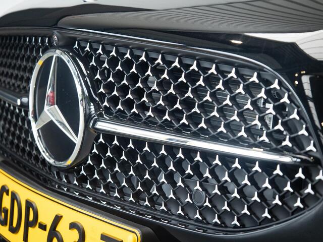 Mercedes-Benz A-KLASSE 250 e AMG Line Premium PLUS | Panorama dak