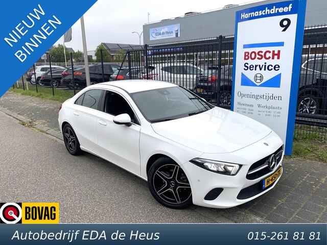 Mercedes-Benz A-KLASSE A200 163pk Limousine 7G DCT-automaat Launch Edition NL-auto met o.a. 18" AMG velgen, wide-screen dash, camera, LED, navi, CarPlay, etc., etc.
