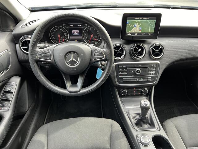 Mercedes-Benz A-KLASSE 160 Navigatie, Cruise control, Garantie