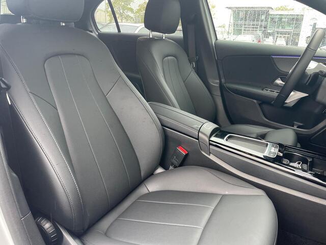 Mercedes-Benz A-KLASSE 250 e Luxury Line | Panoramadak | Nightpakket |