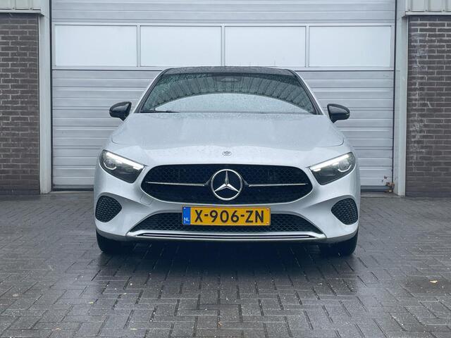 Mercedes-Benz A-KLASSE 250 e Luxury Line | Panoramadak | Nightpakket |